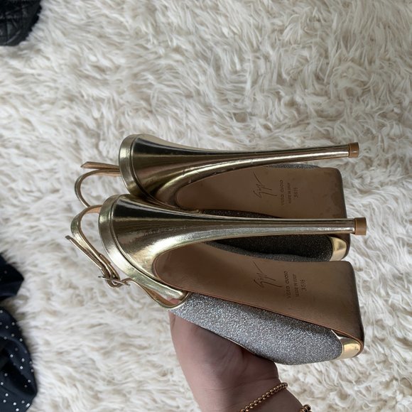 Giuseppe Zanotti Peep Toe Glitter Evening Pumps - Picture 7 of 9